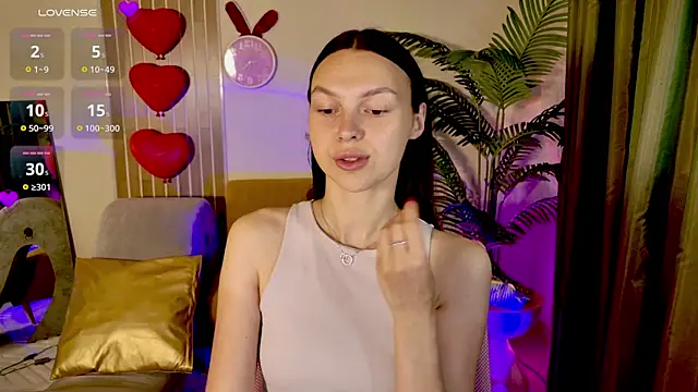 Snapshot of MaxinCarroll chatting on 07.18.26 MaxinCarroll online show from 07.18.26