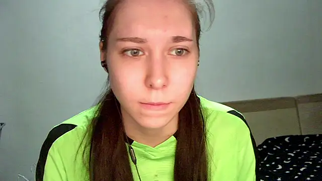 Snapshot of Annette_meow1 chatting on 12.16.25 Annette meow1 online show from 12.16.25