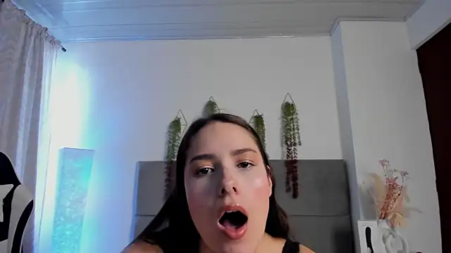 JulietaSnow online show from 05.11.26