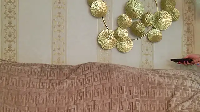 Dedra Dixon online show from 12.22.25