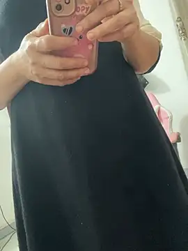 Snapshot of Yumi69 chatting on 03.12.26 Yumi69 online show from 03.12.26