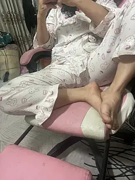 Snapshot of Yumi69 chatting on 03.14.26 Yumi69 online show from 03.14.26