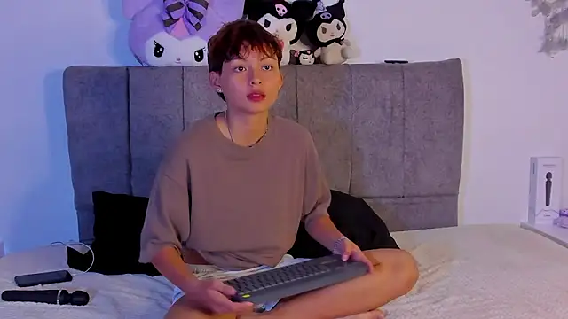 Snapshot of tefi_meow_ chatting on 03.12.26 tefi meow online show from 03.12.26