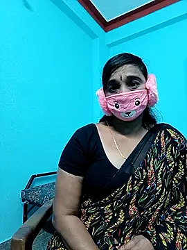 Snapshot of honey_papa chatting on 12.16.25 honey papa online show from 12.16.25