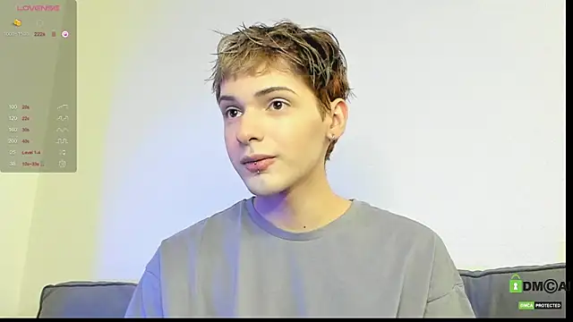 Snapshot of colestorm_ chatting on 01.08.26 colestorm online show from 01.08.26