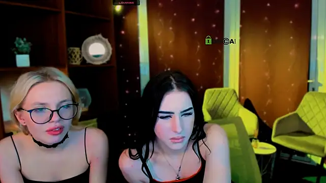 Snapshot of alia_skay chatting on 03.11.26 alia skay online show from 03.11.26