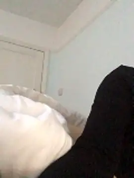 Snapshot of ijustturned18today chatting on 01.10.26 ijustturned18today online show from 01.10.26