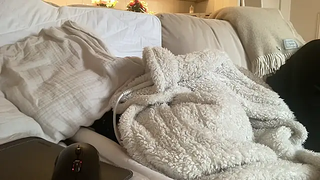 Snapshot of ijustturned18today chatting on 01.17.26 ijustturned18today online show from 01.17.26