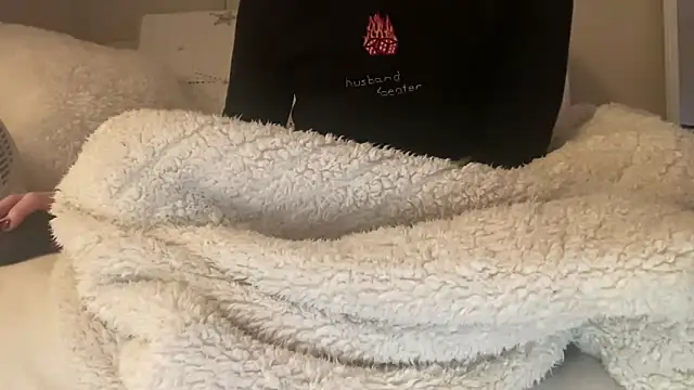 Snapshot of ijustturned18today chatting on 02.04.26 ijustturned18today online show from 02.04.26