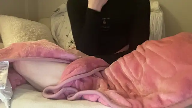 Snapshot of ijustturned18today chatting on 02.05.26 ijustturned18today online show from 02.05.26