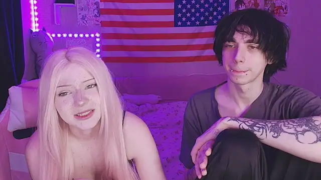 Snapshot of midnight_memories chatting on 02.10.26 midnight memories online show from 02.10.26