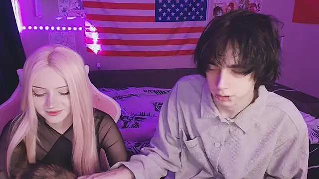 Snapshot of midnight_memories chatting on 02.22.26 midnight memories online show from 02.22.26