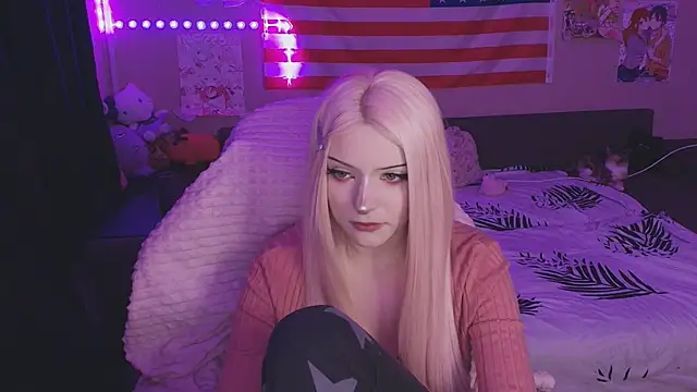 Snapshot of midnight_memories chatting on 04.01.26 midnight memories online show from 04.01.26