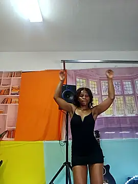 Snapshot of moghelslay chatting on 01.13.26 moghelslay online show from 01.13.26