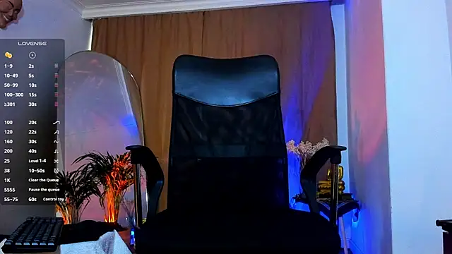  YOURHERO online show from 04.30.26