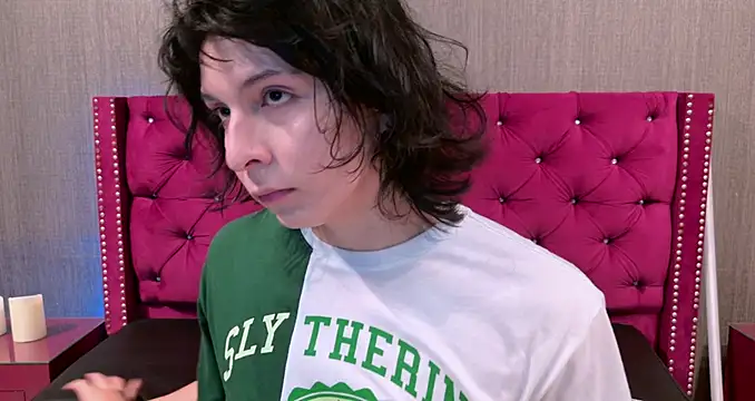 Shelly bat online show from 07.30.26