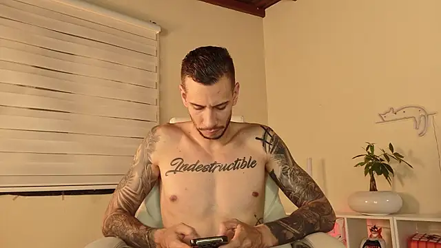 J king   online show from 07.08.26