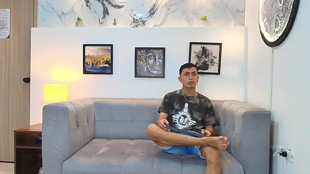 YOUNG GUYS1 online show from 12.18.25