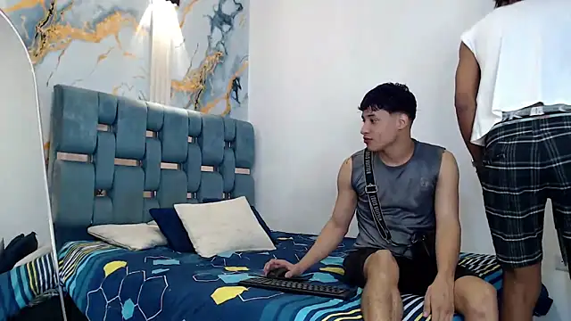 YOUNG GUYS1 online show from 02.08.26