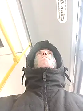 VERLIEBER11 online show from 12.14.25