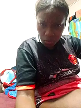 Snapshot of negritha28 chatting on 12.14.25 negritha28 online show from 12.14.25