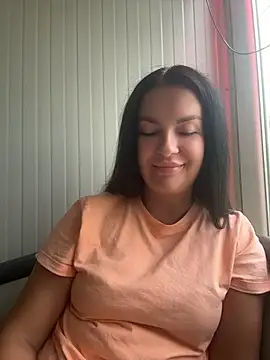 Snapshot of MeganBlueq chatting on 07.13.26 MeganBlueq online show from 07.13.26