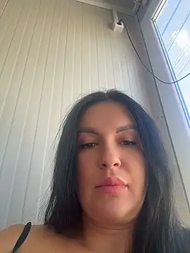 Snapshot of MeganBlueq chatting on 07.29.26 MeganBlueq online show from 07.29.26