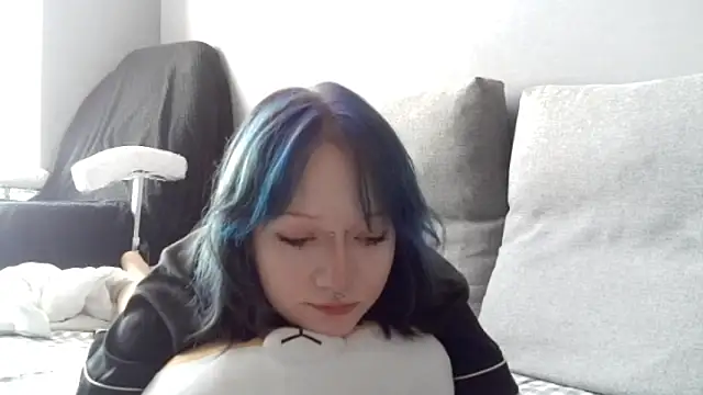 Shine Luna online show from 03.17.26