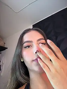 Valeria-escobar online show from 05.13.26