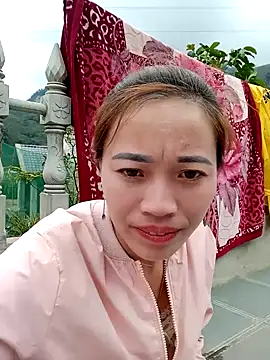 little-effy online show from 02.03.26