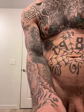 kingNQueen1211 online show from 04.28.26