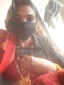 Snapshot of Laxmi9090 chatting on 12.13.25 Laxmi9090 online show from 12.13.25