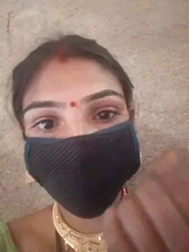 Snapshot of Laxmi9090 chatting on 12.18.25 Laxmi9090 online show from 12.18.25