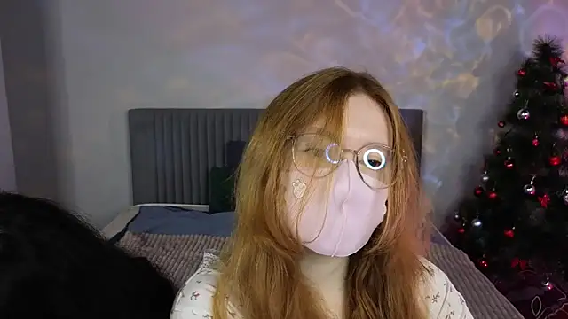 CaramelCigarettesss online show from 12.14.25