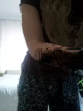 Snapshot of NovaMia chatting on 01.17.26 NovaMia online show from 01.17.26