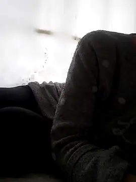 Snapshot of NovaMia chatting on 02.04.26 NovaMia online show from 02.04.26