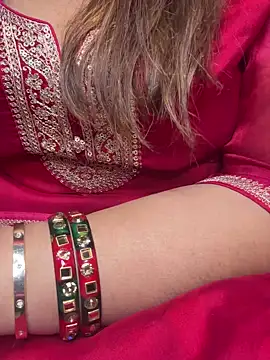 butterflyslay online show from 02.02.26