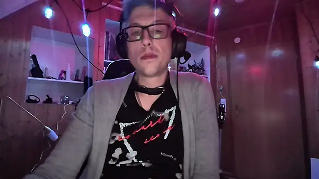 AskAveryAnything online show from 05.21.26