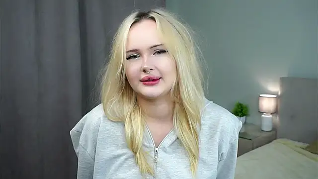 JuanaMessel online show from 12.15.25