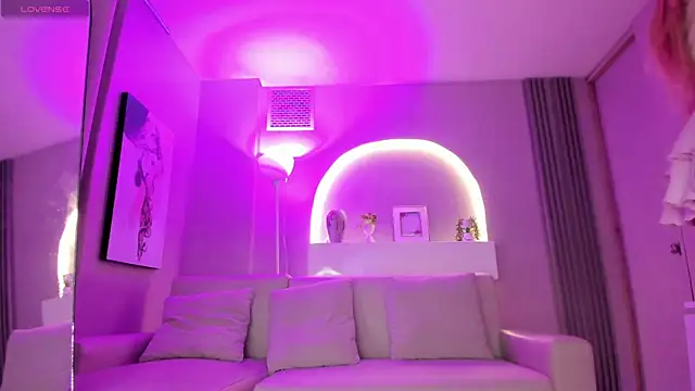 Sensual shannell online show from 06.11.26
