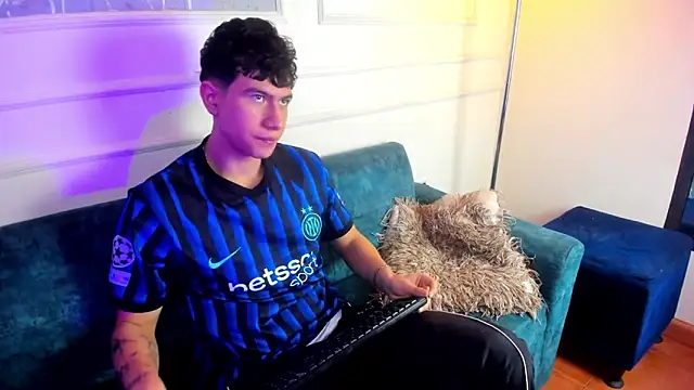 Criss Adams online show from 02.26.26