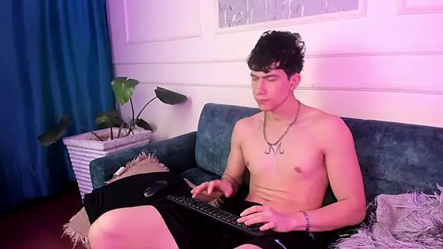 Criss Adams online show from 03.18.26