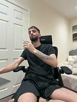 Juliann69Ramiro online show from 03.15.26