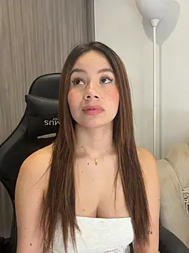 Tamaraserra online show from 05.02.26