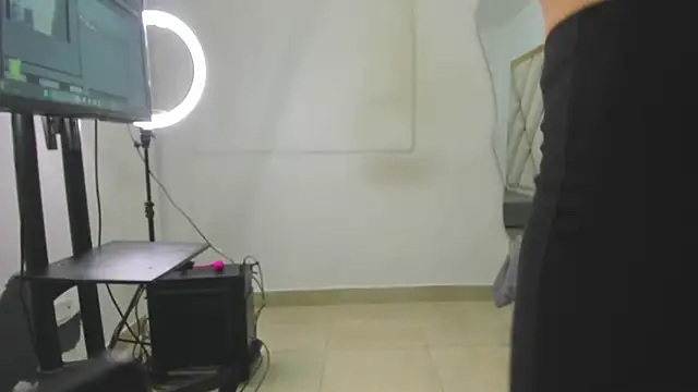Selenaasm online show from 04.26.26