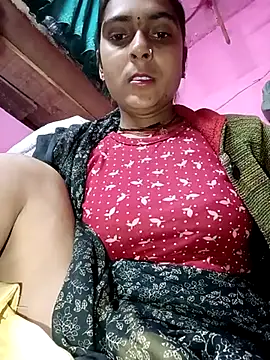 Snapshot of Cutsedi83 chatting on 12.16.25 Cutsedi83 online show from 12.16.25