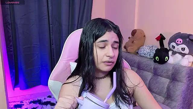 bonnieTaylor1 online show from 05.04.26