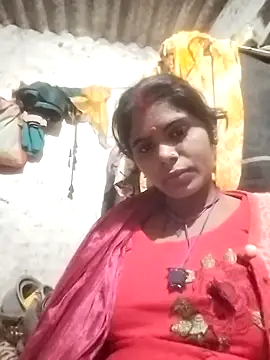 Snapshot of Sexy_Rajkumari123 chatting on 12.14.25 Sexy Rajkumari123 online show from 12.14.25