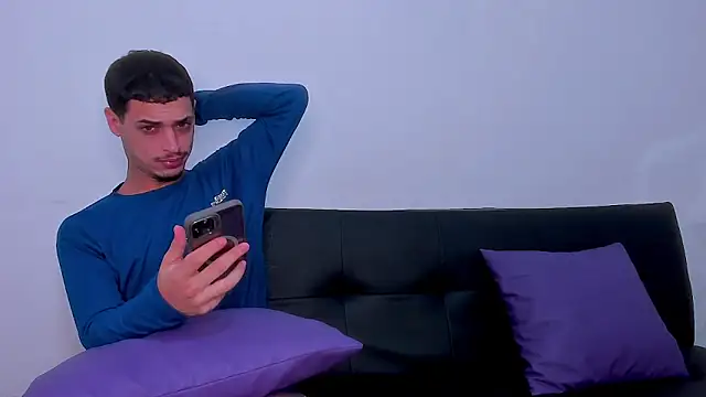 Snapshot of Thebest_Partyx chatting on 12.21.25 Thebest Partyx online show from 12.21.25