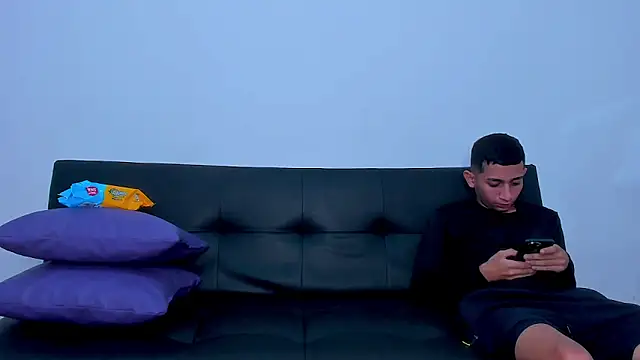 Snapshot of Thebest_Partyx chatting on 01.12.26 Thebest Partyx online show from 01.12.26